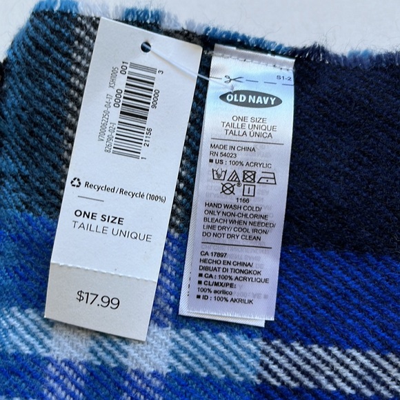 Scarf Bundle (3) - Picture 6 of 6